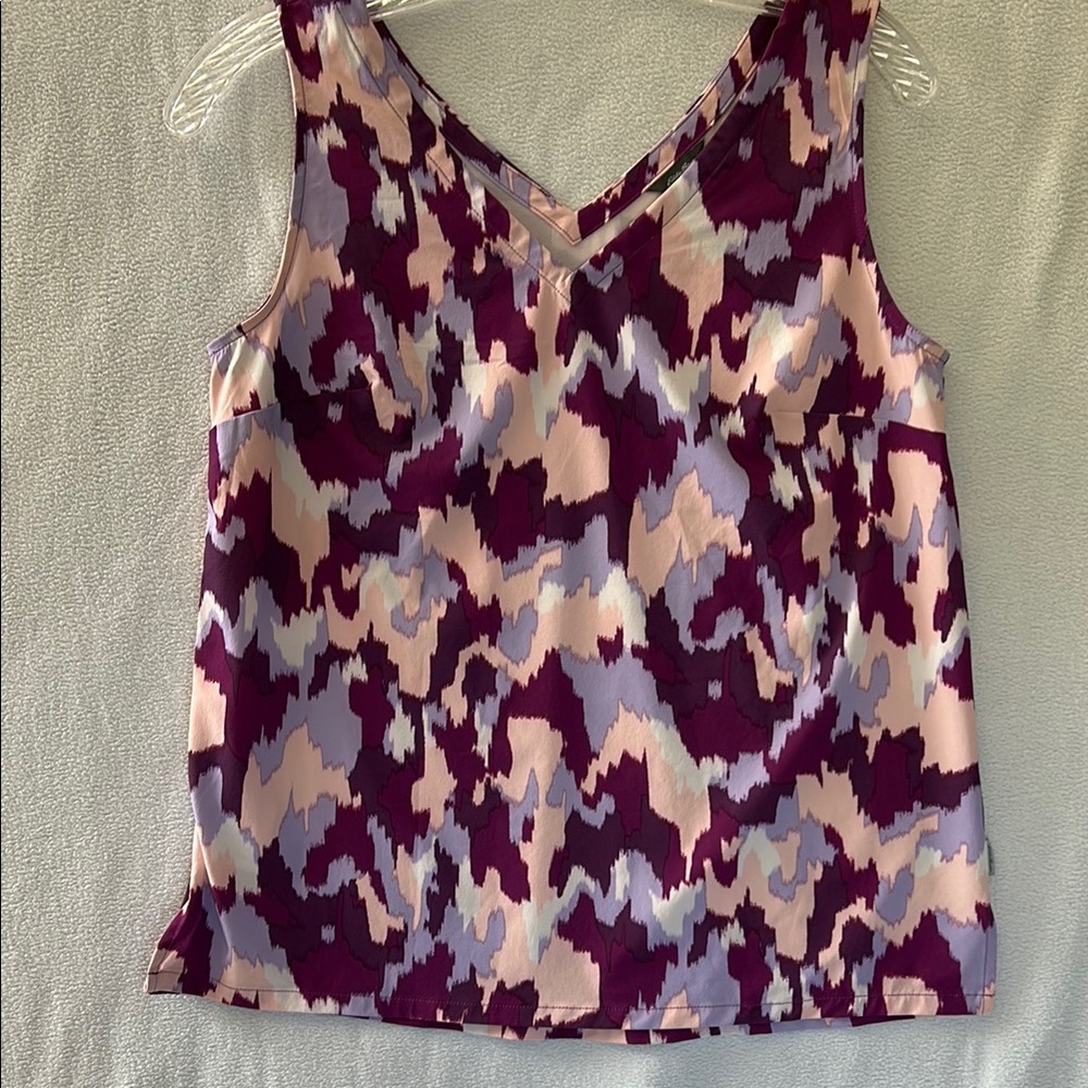 Eddie Bauer Departure V-Neck Tank Top - Print